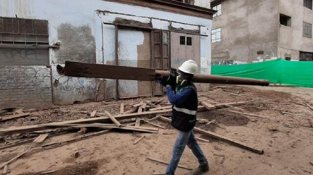 Municipalidad de Lima y Ministerio de Cultura coordinaron los trabajos de desmontaje de La Casona El Buque