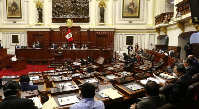 Un nuevo caso de coronavirus al interior del Congreso.