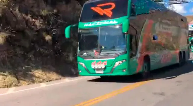 Buses trasladaron a más de 200 personas a la ciudad de Huancayo.