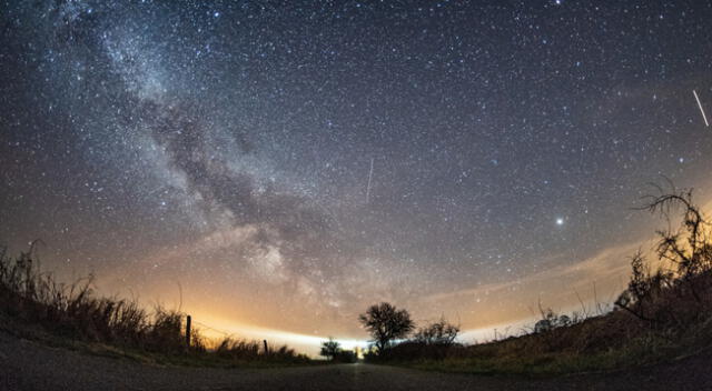 Una lluvia de meteoros de las Líridas sobre la isla de Fehmarn, Alemania, 20 de abril de 2018.