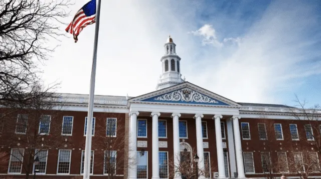 Los científicos de Harvard realizaron el estudio de forma computacional para ver los riesgos de la pandemia.