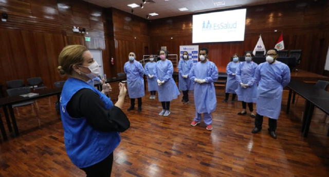 Los médicos exntranjeros parcticiparon serán parte de la equipo de ervicio Covid Especial- Servicer que avaló el gobierno con un decreto de urgencia.