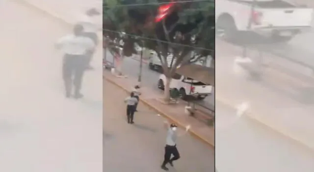 Policías bailan en Piura.