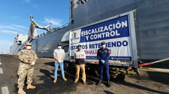 Marina de Guerra entregó agua potable a las familias de extrema pobreza.