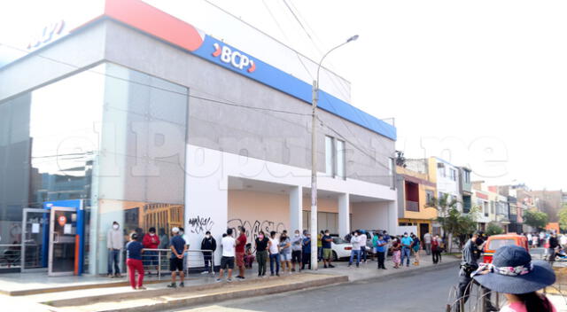 Defensoría del Pueblo insta a los bancos a ampliar su horario de atención.