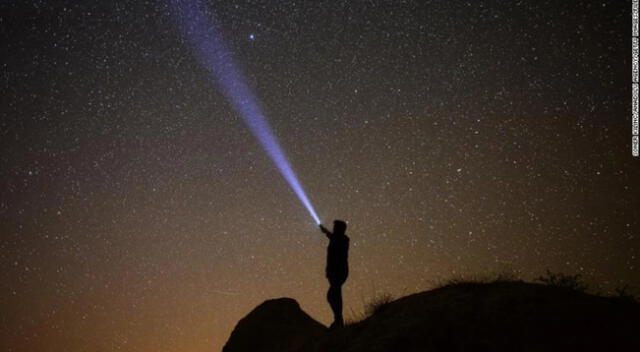 La lluvia de meteoritos alcanzará su auge durante la madrugada.