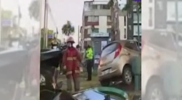 Choque de 2 vehículos en San Borja.