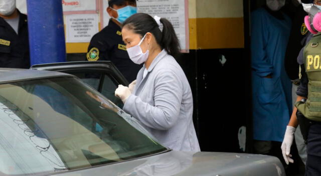 Lideresa de Fuerza Popular se fue en un taxi junto a su hermano Hiro Fujimori.