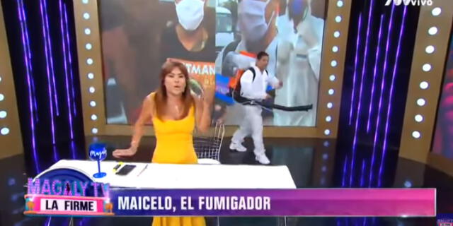 Jonathan Maicelo ingresa a fumigar el set de Magaly Medina.