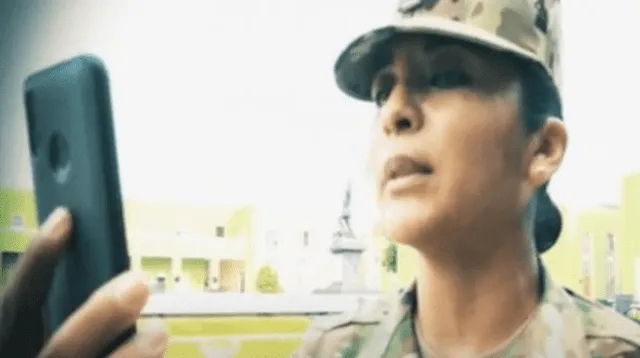 La madre señaló sentirse orgullosa de su hija por seguir sus pasos como militar del Ejército Peruano.