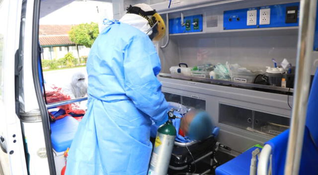 20 médicos han sido trasladados a Lima debido a que los hospitales en Loreto están repletos.
