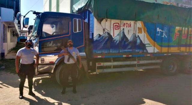 Camión detenido en Piura