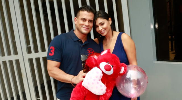 Christian Domínguez reafirma su amor por Pamela Franco.