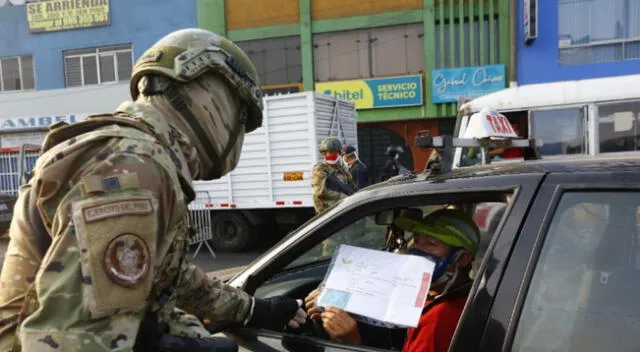 Pase vehicular: Las Fuerzas Armadas y la Policía Nacional realizan operativos todos los días. Debes presentar tu pase para evitar multas.