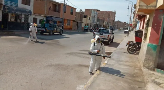 Fumigación en distrito de La Victoria, Chiclayo para frenar avance del coronavirus.