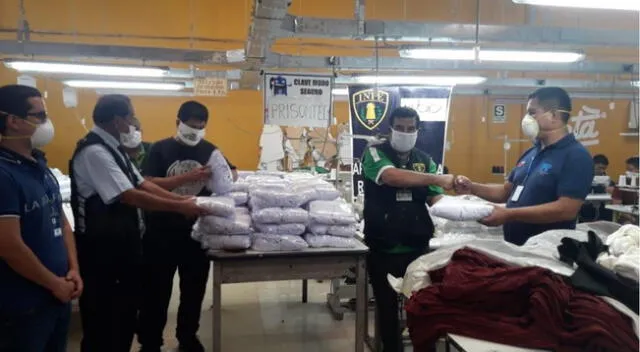 Empresa donó 20 mil mascarillas para los penales más poblados de Lima