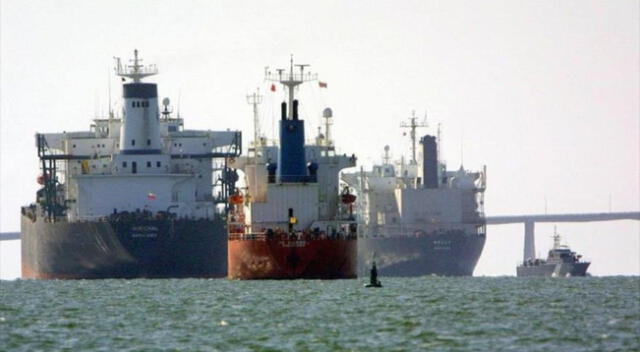 El tanquero Fortune está siendo escoltado por embarcaciones, helicópteros y aviones de la Fuerza Armada Bolivariana