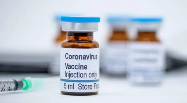 Estados Unidos acusa a China de robar investigaciones sobre vacuna COVID-19