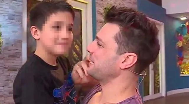 El ex chico reality Nicola Porcella se mostró emocionado al estar en compañía de su hijo.