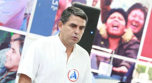 Congresista Marco Verde será citado por la Fiscalía de Oxapampa tras violar estado de emergencia.