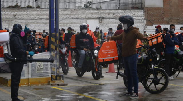 Rappi recibe sanción por aglomeración de motorizados.