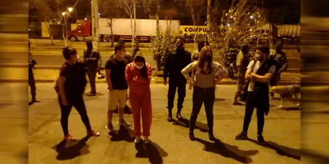 Peruanos y extranjeros estaban reunidos en una fiesta