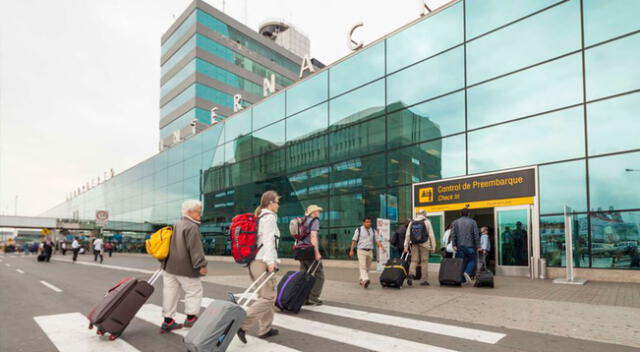 Nuevo protocolo para aeropuertos de Lima