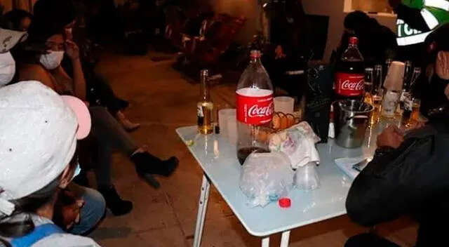 Vecinos alertaron a la Policía debido al escándalo que hacían en la fiesta.