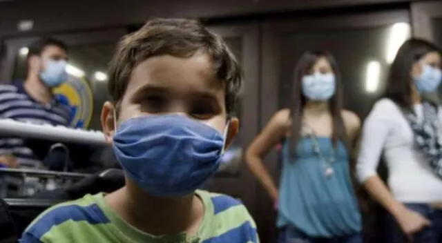 La investigadora argentina afirma que los niños son grandes vectores de la infección.