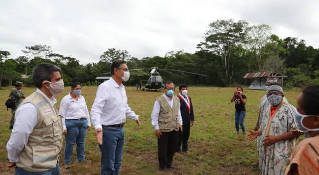 Martín Vizcarra se reunió con miembros de la comunidad indígena “El Pilar”.