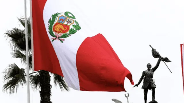 El Día de la Bandera en el Perú se estableció en 1924 mediante un decreto supremo.
