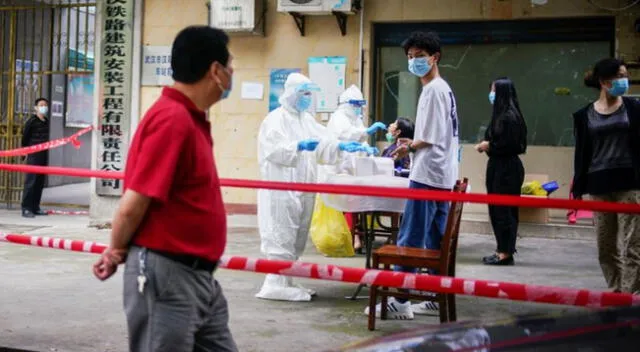 China señaló que el virus comenzó en un mercado de la ciudad de Wuhan, en diciembre.