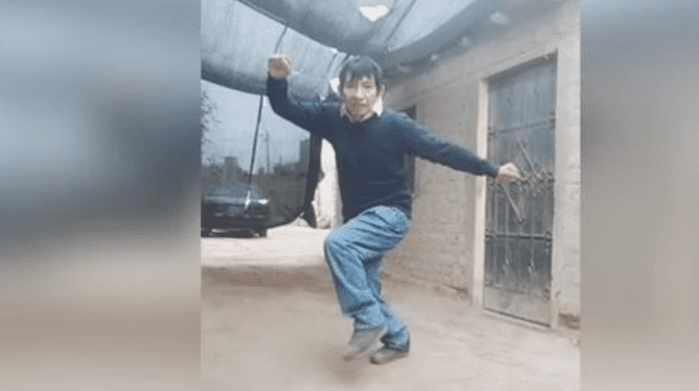 El hombre y sus curiosos pasos de baile se volvieron virales en TikTok y en otras redes -sociales.