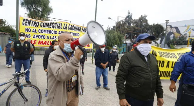 Comerciantes de Las Malvinas realizan protesta.