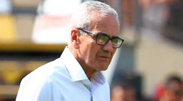 Gregorio Pérez fue despedido por gestión de Carlos Moreno.