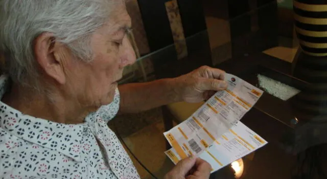 Luz del Sur: miles de ciudadanos se quejan por los altos cobros en recibos de luz a nivel nacional.