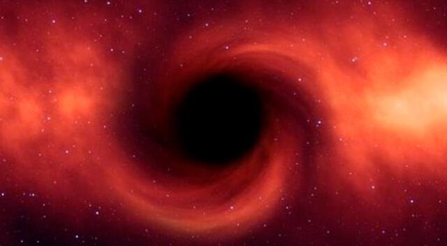 Encuentran agujero negro que devora la masa del Sol todos los días