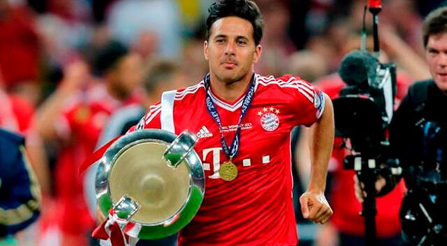 Bayern Múnich dedica emotivo video a Claudio Pizarro.