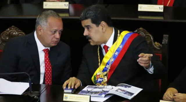 Diosdado Cabello y el presidente de Venezuela, Nicolás Maduro.