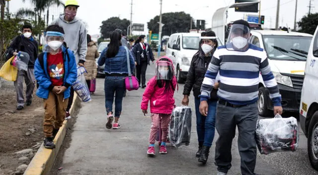 Menores de 14 años y adultos mayores de 65 tienen que presentar dos declaraciones juradas.