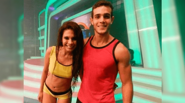 Stephanie Valenzuela reveló que Mario Irivarren solía regalarle carteras y ropa cuando ambos eran pareja.