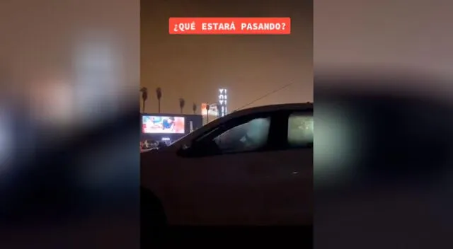 Joven descubre peculiar escena durante su estancia en un auto cinema limeño