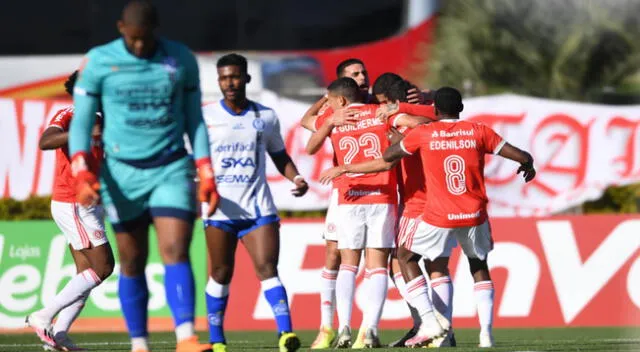 Paolo Guerrero volvió a mover las redes en Brasil | Foto: @SCInternacional