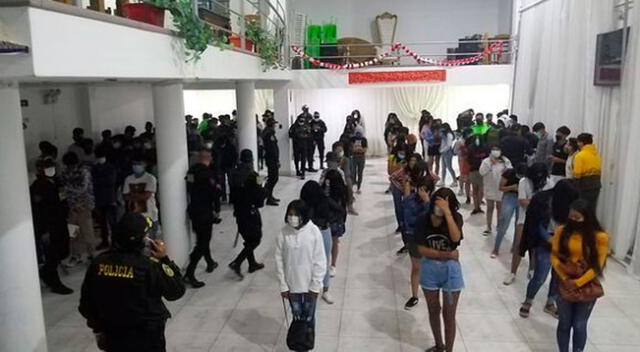 Los menores fueron llevados hasta la comisaría de Ayacucho donde fueron recogidos por sus padres, mientras a 10 jóvenes que ya cumplían la mayoría de edad fueron sancionados con una multa económica por desacatar el estado de emergencia.