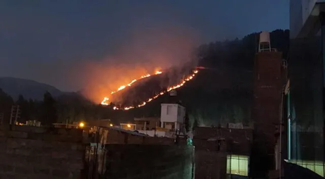 Incendio en cerro de Huancayo.