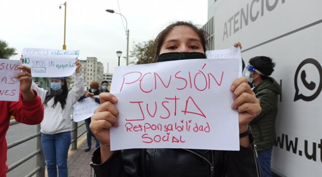 Los estudiantes se encuentran acatando las normas de seguridad sanitaria dispuestas por el Ministerio de Salud para disminuir el número de contagios de coronavirus.