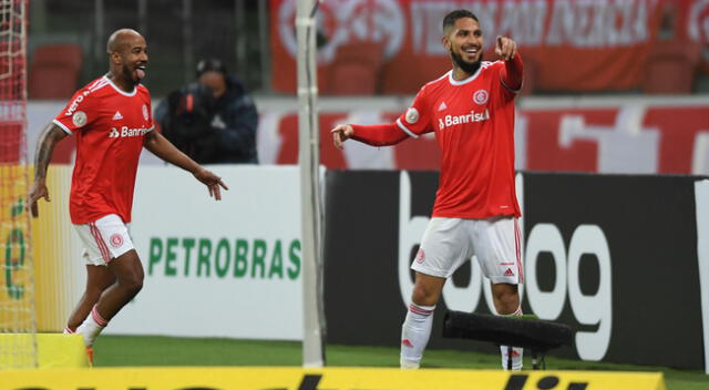 Paolo Guerrero pone el 1-0 para Internacional en el Brasileirao | Foto: @SCInternacional