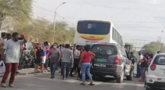 Menor muere tras impacto entre motocicleta y onmibus.