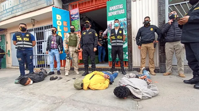 PNP frustra asalto a casa de cambio