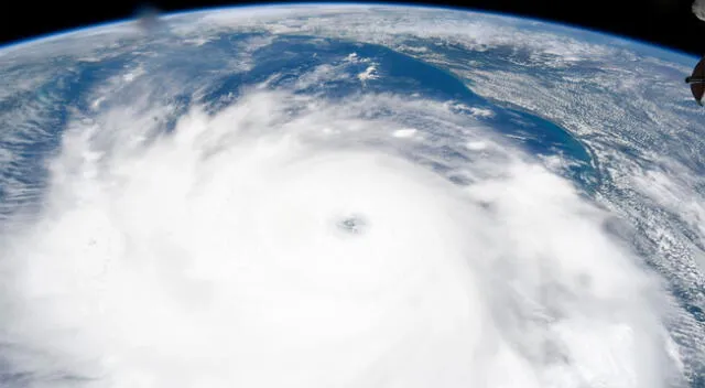 Huracán Laura vista desde la Estación Espacial Internacional de la NASA.